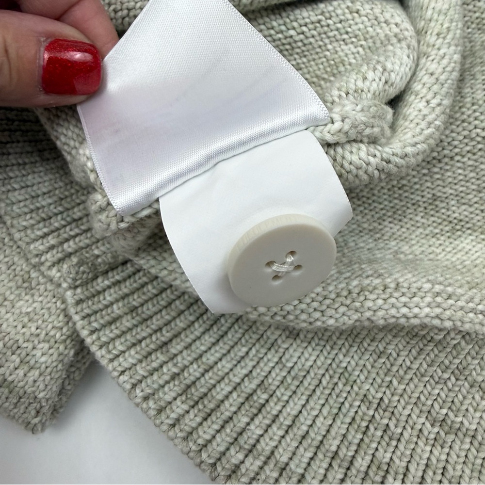 Lululemon Boxy Cotton-Blend V Neck Cardigan
Bone / White / Raw Linen / Vapor - Picture 16 of 16